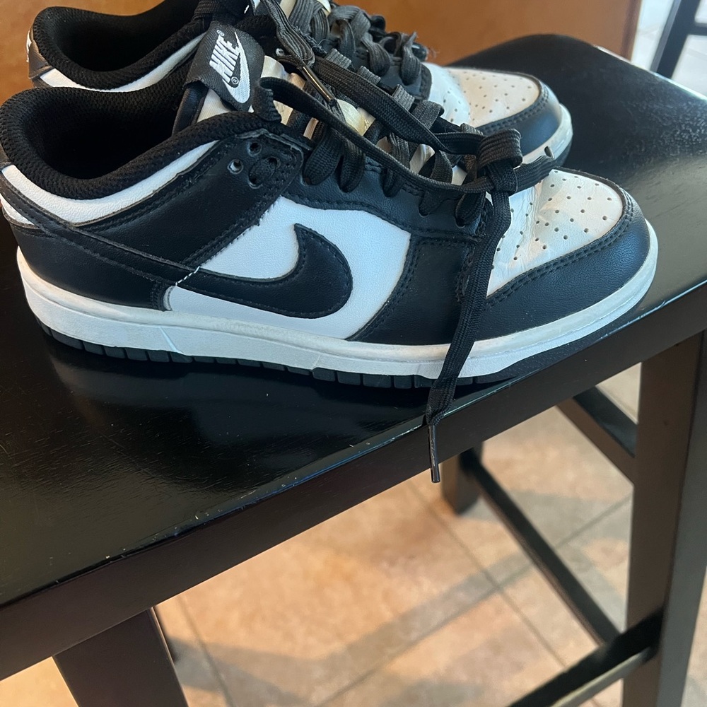 Nike Classic Black and White Low-Tops